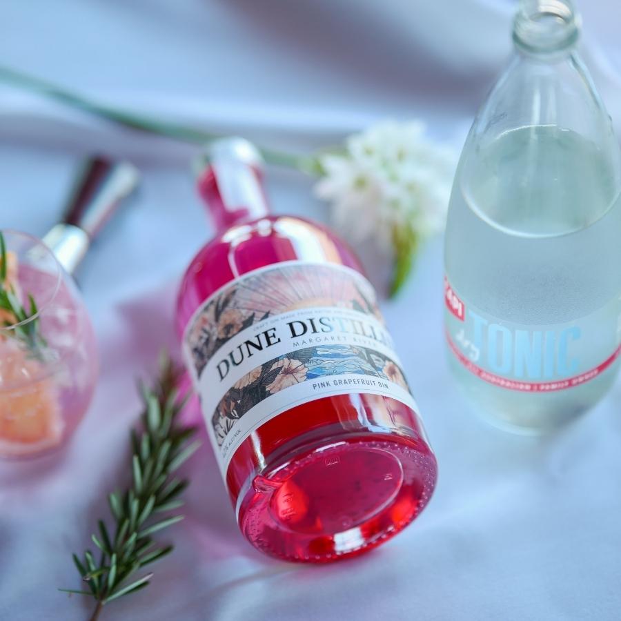 GIFT BOX - Dune Distilling Pink Grapefruit Gin